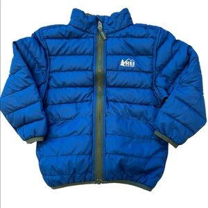 REI 650 reversible down jacket 4T